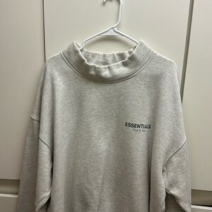 Essentials fear of God crewneck